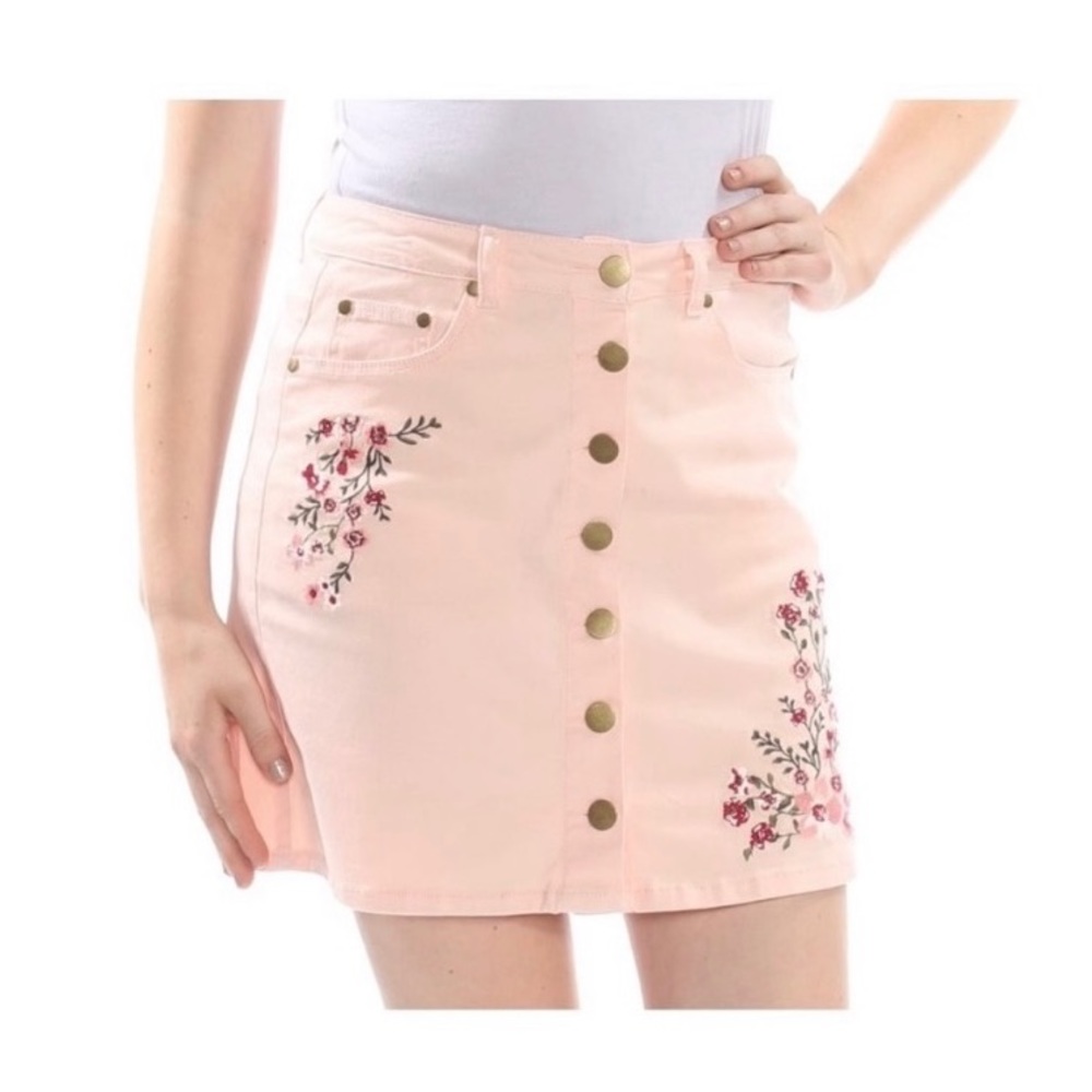 Onehart Floral Embroidered Skirt